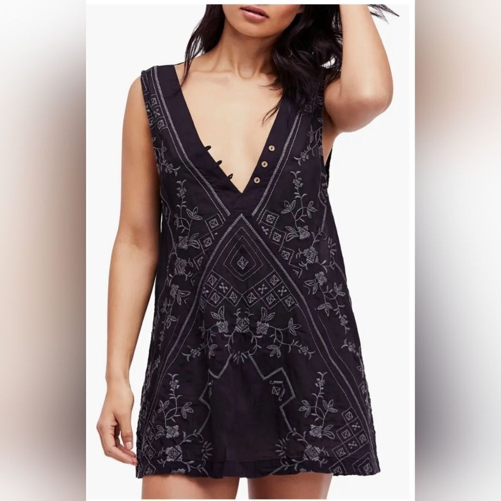 Free People Sweetest Shifty Minidress Embroidered‎ Size Small